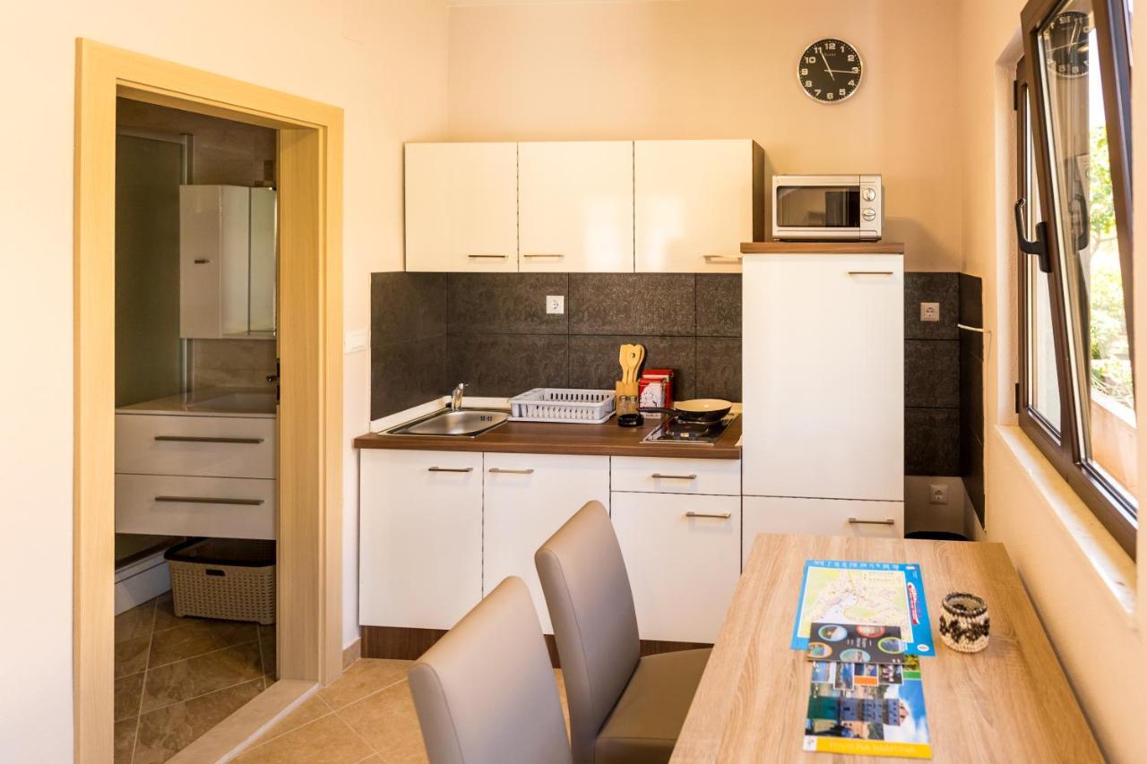 Villa Lovric Marina Ngoại thất bức ảnh